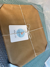 Load image into Gallery viewer, Gift Wrapping
